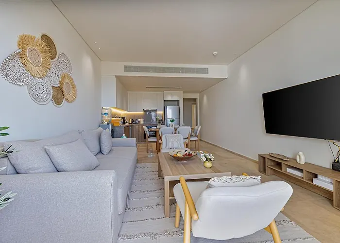 Apartment Stylishly Furnished And Quietly Located